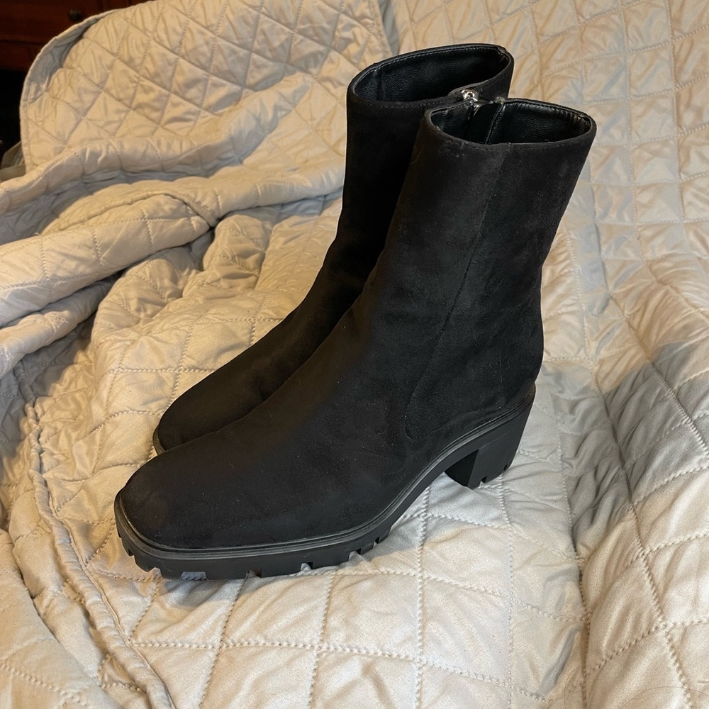 Zara combat style black boot size 39